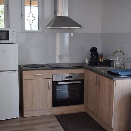 Appartement Neuf Et Independant Dans Rez-De-Villa วาลูริส ภายนอก รูปภาพ